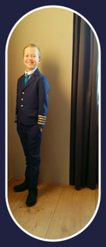 CAPTAIN PILOTEN UNIFORM