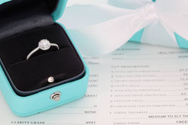 0.40 Karat Soleste, Gr. 52 Platin Tiffany&Co.