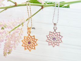 DIVINE LOTUS Kette mit Lotusblume und Amethyst in silber oder vergoldet