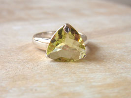 LIGHT & JOY Ring mit Lemonquarz (Zitronenquarz) - Unikat