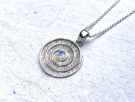 COSMIC SPIRAL Kette mit handgefertigten Spirale Mondstein Anhänger - 925 Silber