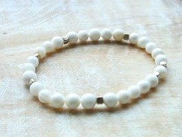 WHITE LIGHT Armband mit weißen Perlmutt Perlen