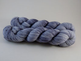 MeRo-Socken Klassisch 4fach long "Nebel"