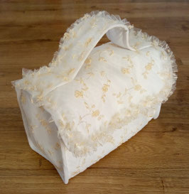 BEAUTYCASE IN TULLE RICAMATO AVORIO