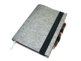 KH4 Kalenderhülle Wollfilz mit Stifthalter Hülle Einband für Din A5 Buchkalender, Notizbuch bis max. 21 x 15 x 2,5 cm, personalisierbar