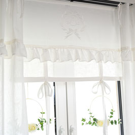 Mathilde Raffgardine off white bestickt B 140cm x L 120cm