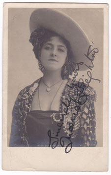 Queenie Leighton. FHL 1814. Signed postcard