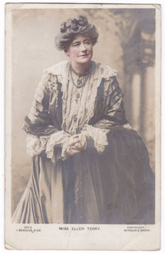 Ellen Terry "Alice Sit-by-the-Fire" Beagles 537 A