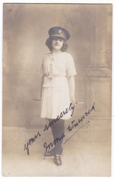 Mona Warwick. Soubrette and dancer. Signed postcard