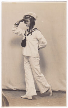 Gladys Gordon. A rare collection of 8 postcards of the famous child entertainer