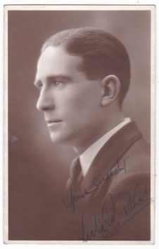Leslie Rands. D'Oyly Carte. Signed photo
