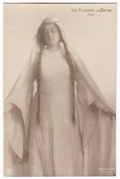 Eva von der Osten as Elsa "Lohengrin" Hahn Nach, Dresden