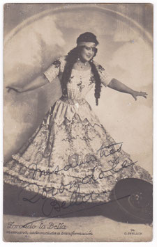 Forondo la Bella. Mexican transformational performer. Signed