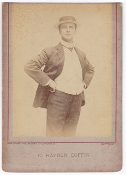 Hayden Coffin. Hana cabinet photo