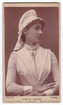Mary Moore as Lady Amaranth "Wild Oats" Criterion Theatre, 1886. Barraud, London. CDV