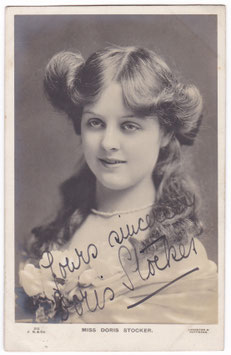 Doris Stocker. Beagles 215. Signed postcard