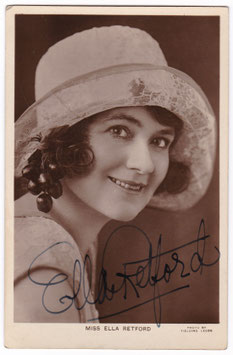 Ella Retford. Comedienne, singer. Fielding, Leeds. Signed postcard