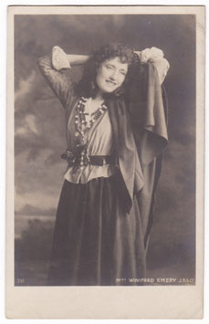 Winifred Emery. Beagles 500