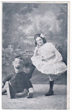 Sophie. Child entertainer