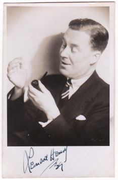 Leonard Henry. Comedian. Signed postcard
