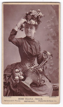 Clara Jecks. Walery, London. Taunus ad. CDV