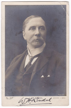 William Hunter Kendal. Beagles 193 B. Signed postcard