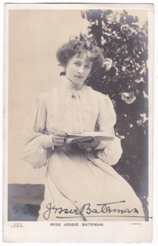 Jessie Bateman. Beagles 213 G. Signed postcard