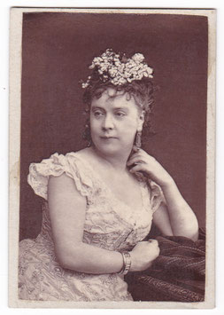 Julia Mathews. Lock & Whitfield. 1875. Woodburytype CDV