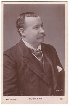 Ben Davies. Rapid 1972