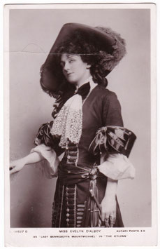 Evelyn D'Alroy "The O'Flynn" Rotary 11527 D
