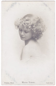 Mavis Yorke as Will O' The Wisp "Where The Rainbow Ends"