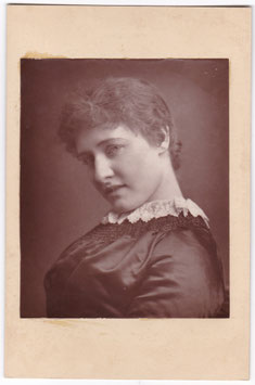 Mary Rorke. St James Photographic Company. 1885. Woodburytype
