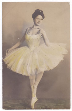 Unknown ballerina. 1391