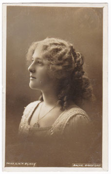 Lily Black. Vocal comedienne. Sachs, Bradford