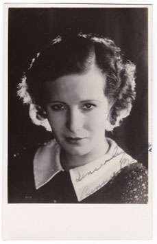 Binnie Barnes. Signed postcard