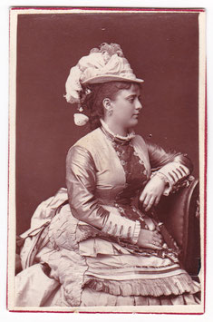 Minnie Walton (Mrs Frederick Lyster) 1876. Lock & Whitfield CDV