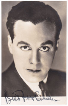 William Freshman. Film Weekly Series. Signed photocard