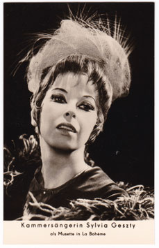 Sylvia Geszty as Musette "La Bohème" Marion Schöne