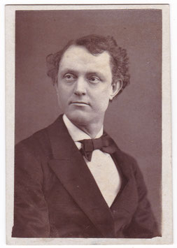 John Sleeper Clarke. Reverse has an intricate botanical motif. CDV