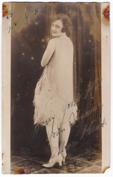 Mona Warwick. Soubrette and dancer. Signed postcard (b0