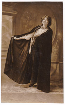 Annie Croft. Hull born actress and singer. Set of 4 postcards