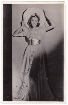 Vera Lynn. Signed photo