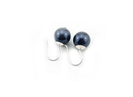 O12. Ohrringe mit Swarovski Perlen