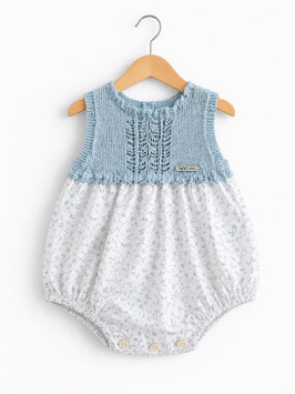 VISI Baby-Romper in Hellblau mit floralem Muster Nr.RSM26/11