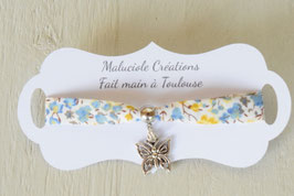 Bracelet enfant liberty phoebe jaune et bleu breloque papillon - idée cadeau anniversaire noël