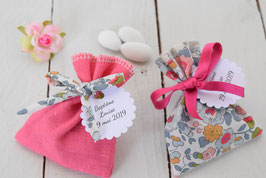 Pochons dragées Liberty Betsy et lin fuchsia à personnaliser pour baptême mariage communion