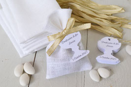 Sachet lin blanc ruban lurex doré pour dragées baptême mariage communion