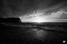 Plage d'Etretat N&B