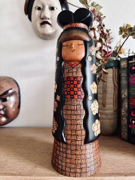 Kokeshi Kaikazari "Ornement de cheveux” par Katō Tatsuo (pièce unique)