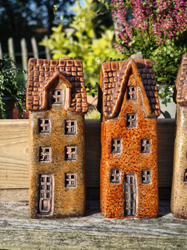 Haus in Brauntönen - Groß (16 cm) Variante B braun